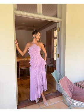 Elegant Lilac Dress STUNNING